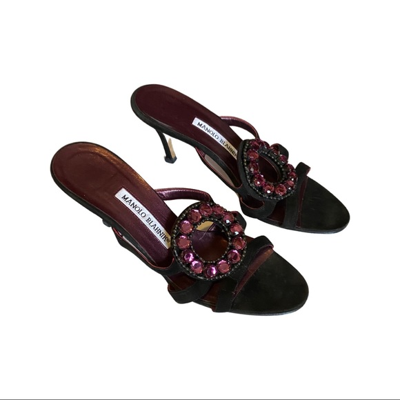 Manolo Blahnik stunning black and burgundy embellished heels - Picture 2 of 6